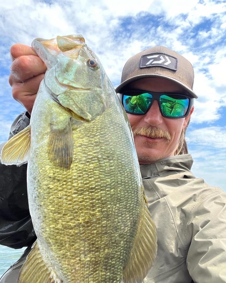 Lake Oahe Fishing Report for Smallmouth Bass(Aug 19, 2022) | Omnia Fishing