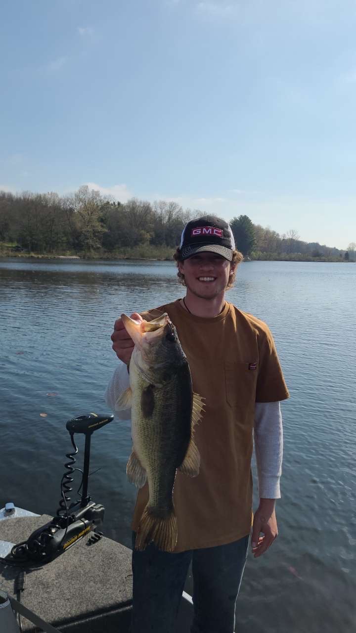 Mason Lake (WI) Fishing Report for Largemouth Bass(May 14, 2023