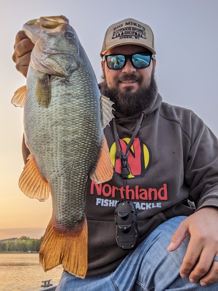 South Lindstrom Lake Fishing Report for Largemouth Bass(Sep 19