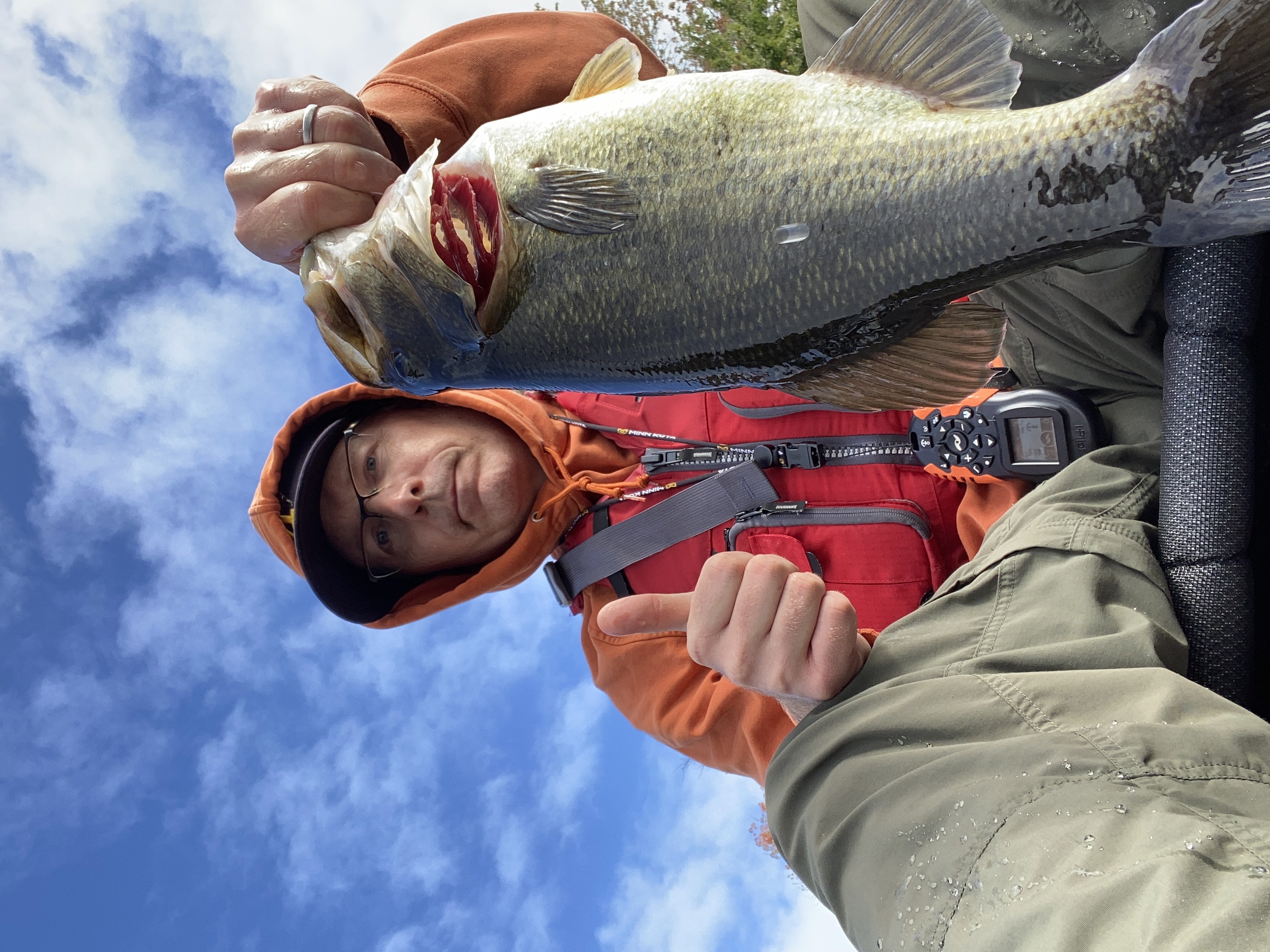 Nabnasset Pond Fishing Report for Largemouth Bass(Oct 11, 2021) Omnia Fishing